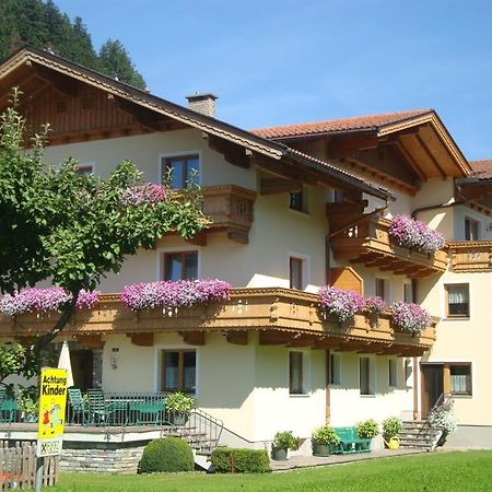 Gaestehaus Schwoagerhof Fügen Esterno foto