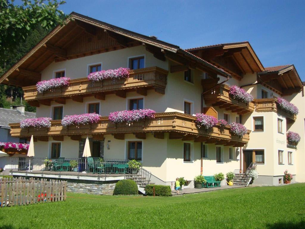 Gaestehaus Schwoagerhof Fügen Esterno foto